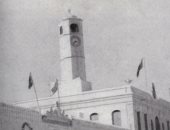 صورة نادرة لساعة مكة الأولى فى المسجد الحرام.. اعرف حكايتها