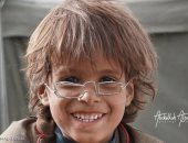 بيع نظارة من الأسلاك المعدنية لطفل يمنى فى مزاد بـ 2.5 مليون ريال