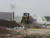 إزالة 3 حالات تعد على مساحة 1225 متر مربع بكوم أمبو