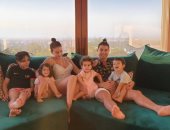 رونالدو فى صورة جديدة مع عائلته: الأفضل فى العالم