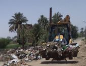 رفع 250 طن مخلفات وقمامة فى حملة نظافة بقرى مركز سوهاج والمنوفية