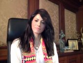 الدكتورة رانيا المشاط تحتفل بعيد ميلاد زاهي حواس بفيديو باللغة العربية والإنجليزية