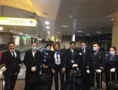 مصر تواصل إعادة أبنائها العالقين بالخارج.. الجسر الجوى يعيد 25 ألف عالق من المصريين على 135 رحلة.. وزير الطيران: تذليل كافة الصعوبات أمام العائدين.. ويؤكد: نطبق أعلى مستويات الوقاية بالمطارات لمواجهة كورونا