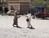 توزيع الكمامات مجاناً على سكان المناطق المعزولة بسبب "كورونا" بالفيوم