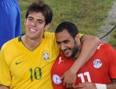 "عايز فانلتك".. محمد صلاح وشوقى أبطال تبادل القميص مع رونالدو وكافانى وكاكا