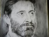 "عبد الرحمن" يشارك صحافة المواطن برسومات فنية تبرز موهبته