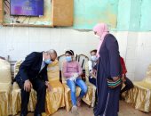 محافظ القليوبية يهنئ الأطفال الأيتام بعيد الفطر ويقدم لهم العيدية