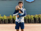 تريزيجيه يحتفل بعيد الفطر المبارك بصورة مع ابنه يزن