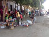 العيد فرحة .. أطفال قرى المنيا يتحدون كورونا وإقبال على البومب