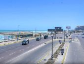 شواطئ الإسكندرية بلا زوار  فى ثان أيام عيد الفطر.. إغلاق الكورنيش وحديقة الحيوان والمنتزه والمعمورة.. حملات أمنية تجوب الكورنيش لمنع التجمعات.. والمحافظ: سيتم مواجهة المخالفين بكل حزم.. فيديو وصور