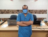 مستشفى قها للحجر الصحى تشكر رئيس الفريق الطبى لأدائه عمله رغم تعرض والده لحادث