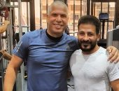 وائل جمعة لـ"سيد معوض": كل سنة وأنت طيب والسنه الجاية تطول 5 سم  