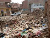 اضبط مخالفة.. القمامة تحاصر قرية سندبسط وسط غياب الأجهزة التنفيذية.. صور 
