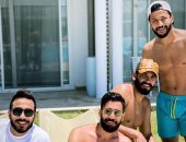 شاهد.. كهربا وصالح جمعة ورفعت فى إجازة ساحلية بالعيد