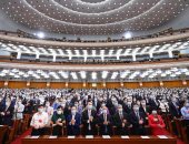 انعقاد البرلمان الصينى يؤكد عودة الحياة لطبيعتها بعد "هزيمة" كورونا.. الرئيس الأمريكى دونالد ترامب يرفع حدة خطابه تجاه بكين.. والشعب كلمة السر فى التعامل مع الأزمة الصحية.. وخبراء: الصين "بريئة" من نشر الفيروس