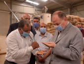 محافظ أسيوط: توريد 133 ألف و378 طن قمح لمراكز التجميع والصوامع حتى اليوم