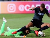 كاف يستعيد ذكريات شريف إكرامي في مباراة الترجي بـ"أفضل تصدٍ"