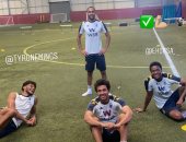 شاهد كيف يستعد تريزيجيه والمحمدى لعودة الدوري الإنجليزي