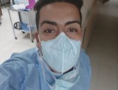 الجيش الأبيض.."محمد" ممرض بمستشفى جامعة قناة السويس فى مواجهة كورونا