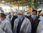 وزير القوى العاملة يتفقد مصانع العاشر ويوجه بضرورة حماية العمالة 