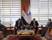 صور.. منع دخول أى شخص إلى الحرم الجامعى بكفر الشيخ دون إرتداء الكمامة الواقية