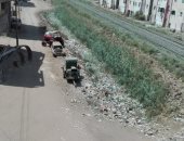 شكوى من تحول جزء من مصرف زراعى لمقلب قمامة بحى النهضة بالشرقية