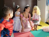 الأميرات والأبطال الخارقين يغزون منزل كريستيانو رونالدو.. صور