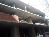 صور.. إزالة أدوار مخالفة فى حملة مكبرة بالمحلة