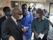 محافظ الجيزة يتفقد مستشفى أم المصريين والعجوزة للتأكد من توافر المستلزمات الطبية
