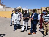 محافظ مطروح يتفقد مستشفى الحميات للوقوف على جاهزيتها.. صور