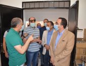 نائب محافظ الإسماعيلية يتفقد مخازن مديرية الصحة.. صور