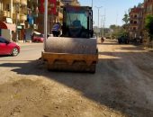 نائب محافظ الغربية يتفقد أعمال رصف طريق طنطا المؤدى للمنطقة اللوجستية.. صور