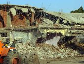 صور.. إزالة تعديات على أملاك الرى بجوار ترعة الإبراهيمية بالعياط