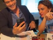 أبطال بـ 100 وش يهنئون آسر ياسين بمولوده "زين" خلال كواليس تصوير المسلسل