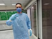 الجيش الأبيض.. شادي بمستشفي العزل بتمي الأمديد فى مواجهة كورونا