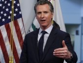 حاكم كاليفورنيا يقرر منع تدريب عناصر الشرطة على الخنق خلال الاعتقال