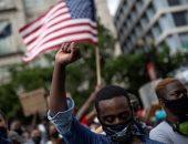 استمرار احتجاجات أمريكا.. الآلاف فى مسيرة لموقع اعتقال جورج فلويد لإحياء ذكراه