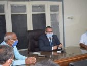 رئيس مدينة أبوقرقاص فى أول اجتماعاته: رفع مستوى الخدمات المقدمة للمواطنين