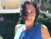 آسر ياسين يغازل زوجته بالإيطالية على صورة جديدة لها: حبيبتي