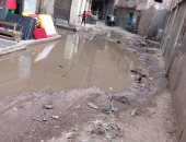 صور.. قارئ يشكو من انتشار مياه الصرف الصحى بشارع الهدى بمنطقة بشتيل