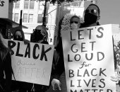 جينيفر لوبيز و صديقها ينضمان لاحتجاجات أمريكا بلافتات من صنع أولادهما..صور