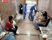 خروج 21 متعافيا من كورونا داخل مستشفى الأقصر العام.. صور