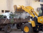 صور.. فض أسواق وتطهير لجان الثانوية العامة ورفع المخلفات بكفر الشيخ