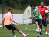 محمد الننى يقود مران بشكتاش استعدادا للدورى التركى.. صور 