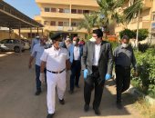 صور.. نائب محافظ الشرقية يوجة بتوفير أدوية العزل المنزلى بمستشفى أولاد صقر 