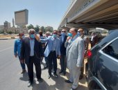 محافظ القاهرة: منع إقامة أى عقار بدون جراج للقضاء على الانتظار الخاطئ