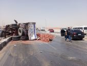 سيبها علينا.. قارئ يشارك بصورة لحادث تصادم على الطريق الدائرى اتجاه 6 أكتوبر