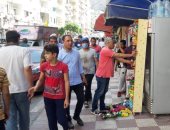 صور.. حملات مكثفة لرفع الإشغالات ورصف الطرق بالمنتزه شرق الإسكندرية