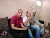 أول لقاء مع الطبيب البطل محمود سامى بمنزله بعد خروجه من المركز الطبى.. فيديو
