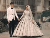 بعد ساعات من حفل زفافه.. مصطفى محمد ينشر صورا جديدة مع زوجته